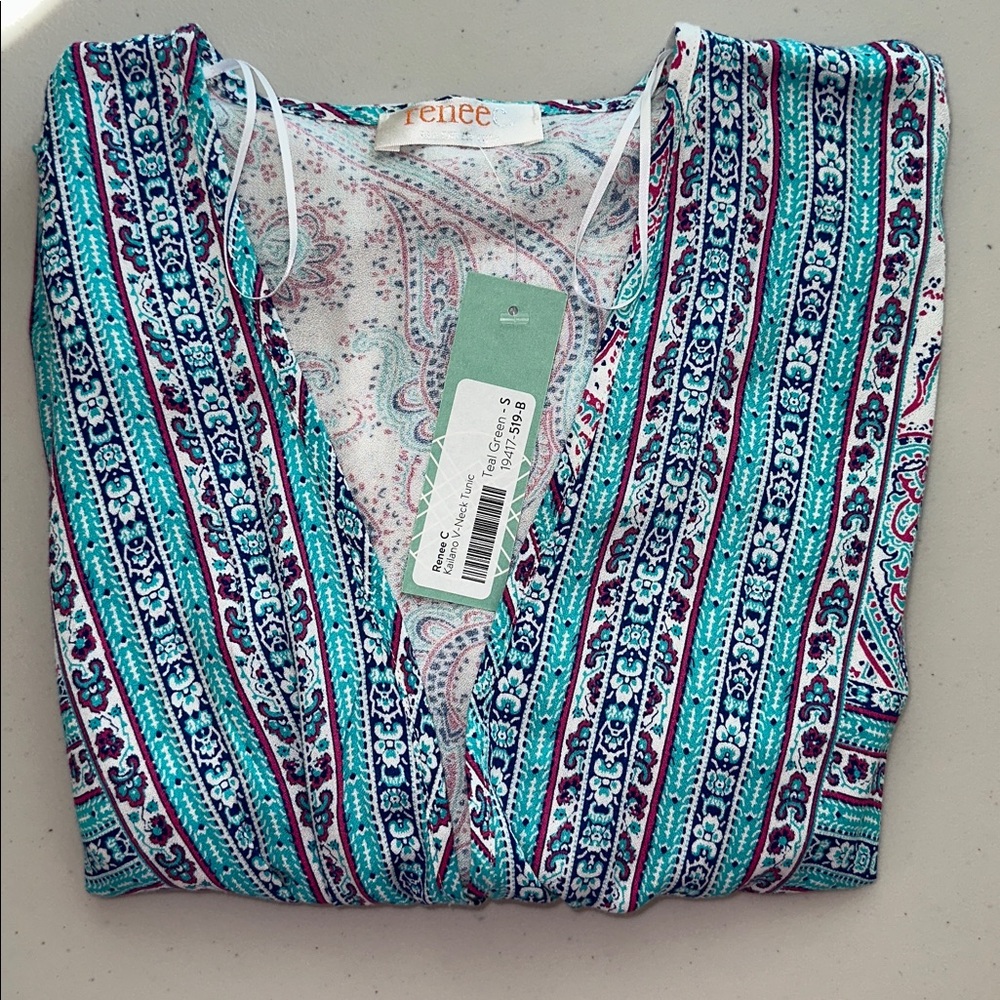 NWT RENEE C Kailano V- Neck Tunic in a Teal Green and White Paisley Size Small. - Picture 13 of 13